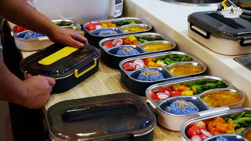 Striking a Balance between Vegetarianism and Environmentalism 